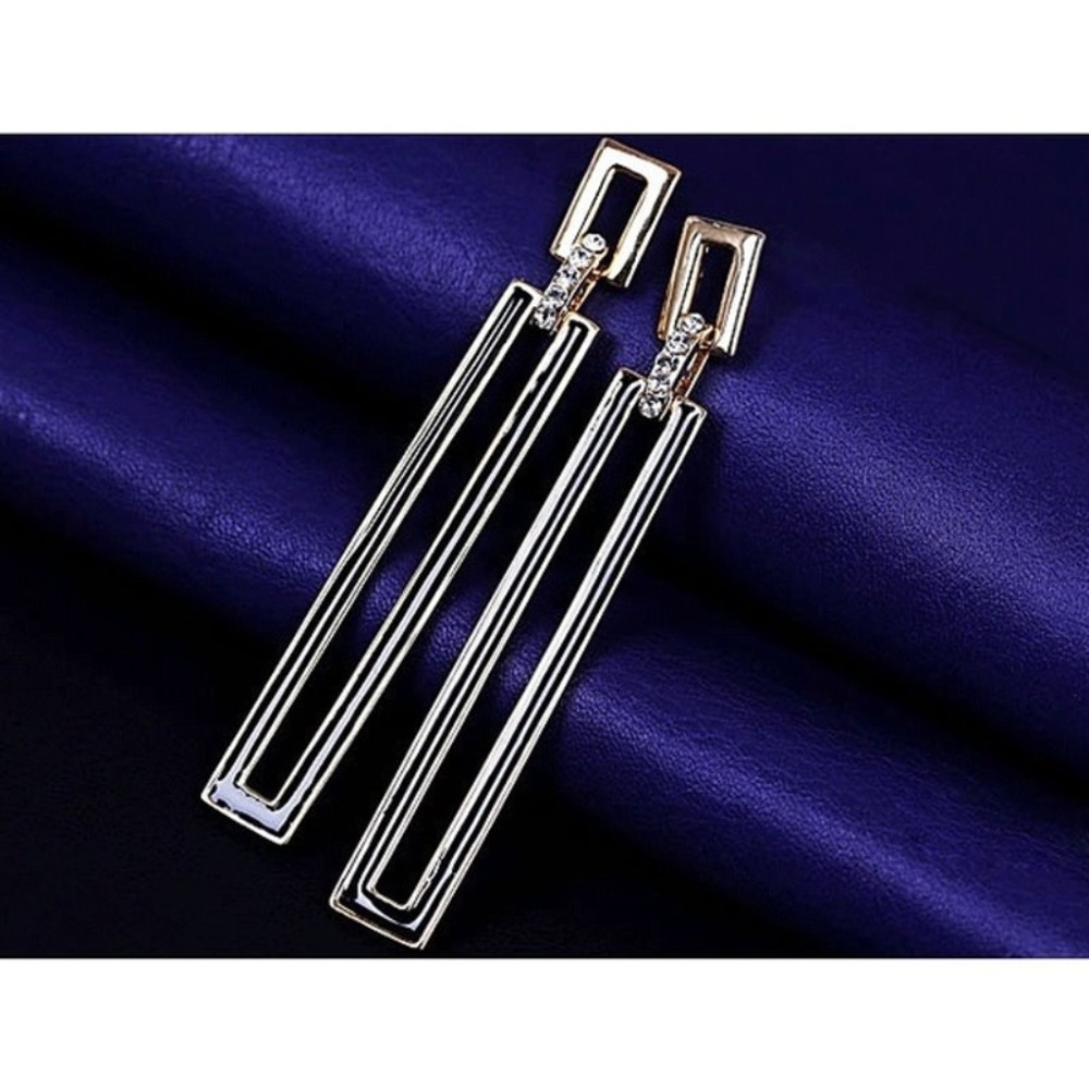 Long Silver Geometric rectangle Earrings - Picture 3 of 6